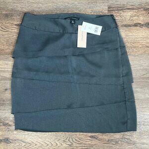 Banana Republic Gray Tiered Above the Knee Satin Pencil Skirt - 2 Petite